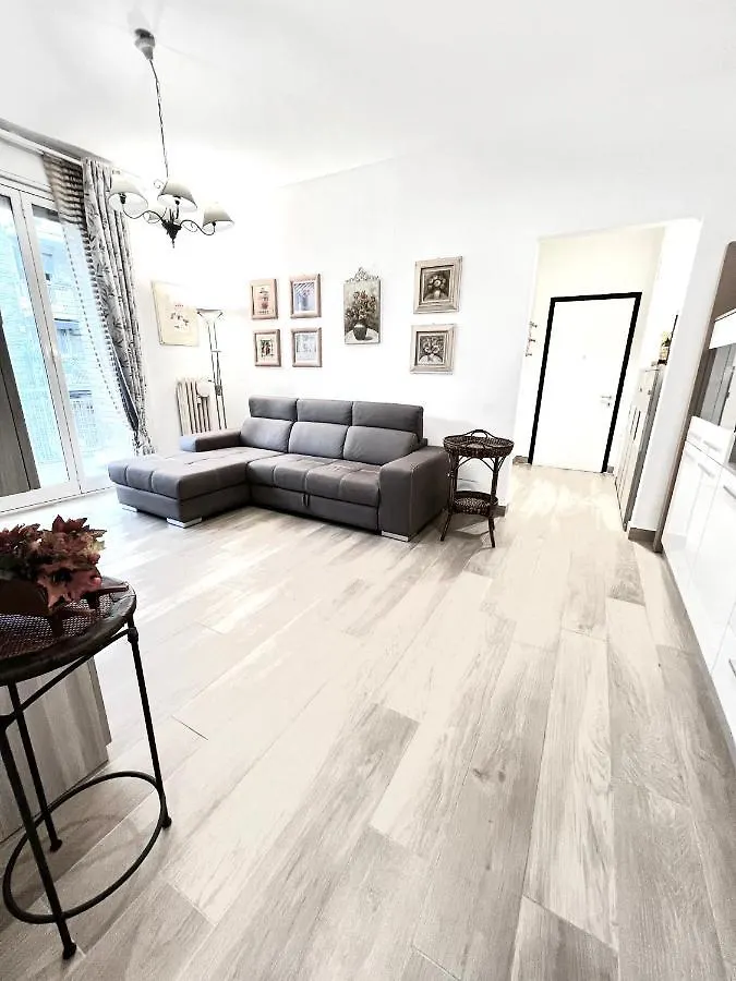 Appartamento Di Andrea Milan Italy